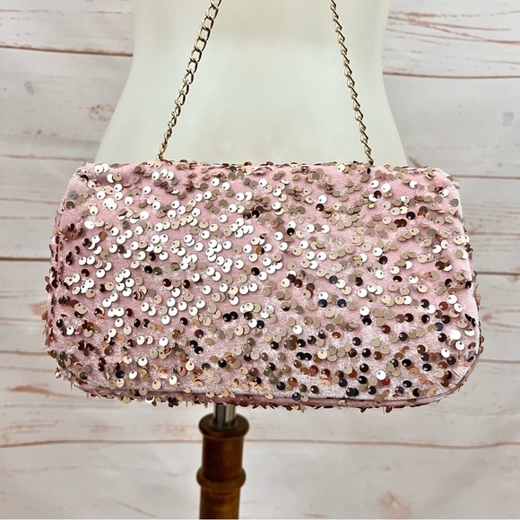NWT Linea Donna Iridescent Pink Sequin Velour Convertible Crossbody Clutch Bag - Picture 6 of 9